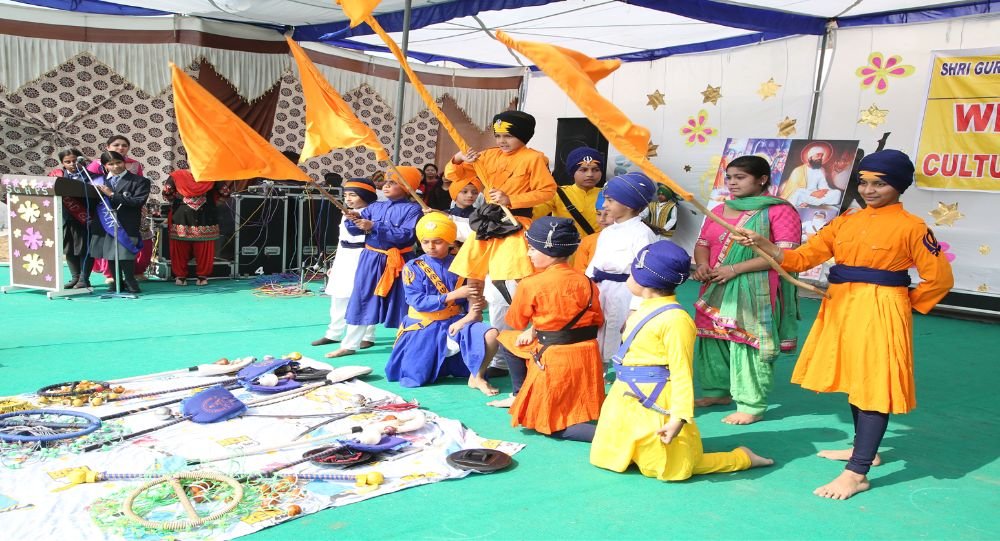 b4096d6d-d4b3-499d-a342-a870eee4006b